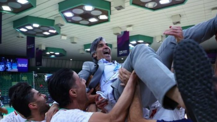 کسب مدال طلای فوتسال نشان از اقتدار جوانان برومند ایران دارد